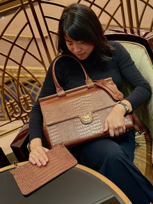 Color - Croc Brown